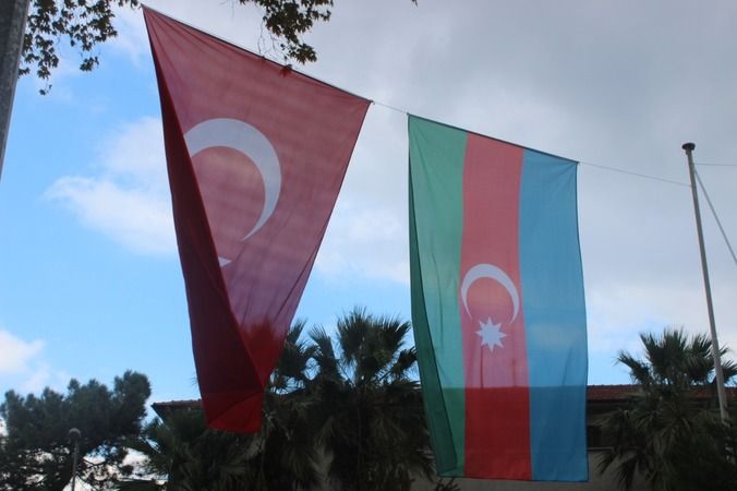 Gölcük'ten Azerbaycan'a Büyük Destek!
